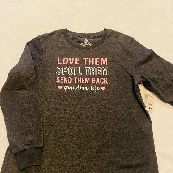 Positive Tees Tops - Sweatshirt for Grandmothers in Gray Size S 4/6 NWT Logo: LOVE THEM, SPOIL THEM..